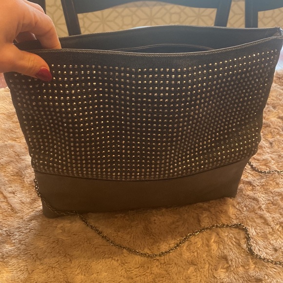 Grey studded faux leather and canvas bag with chain - Picture 7 of 10